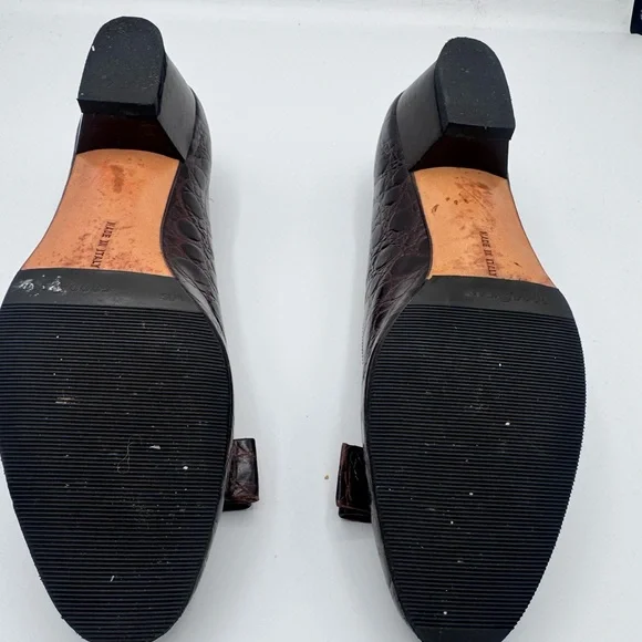 Salvatore Ferragamo Vara Croc Pumps - Picture 4 of 4